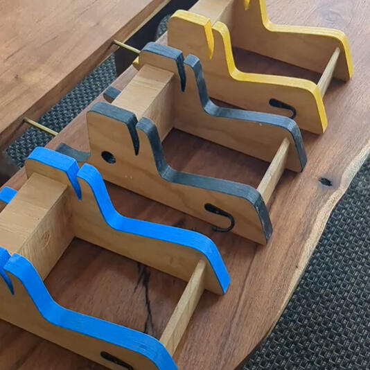 Colgador de correas con dispensador para bolsas para perros